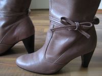 Wunderschöne modische Esprit Stiefel – LEDER – Gr. 38 – WIE NEU Hamburg-Nord - Hamburg Winterhude Vorschau