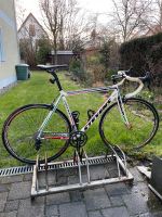 Rennrad mit Carbon Gabel und hochwertigen Komponenten München - Berg-am-Laim Vorschau