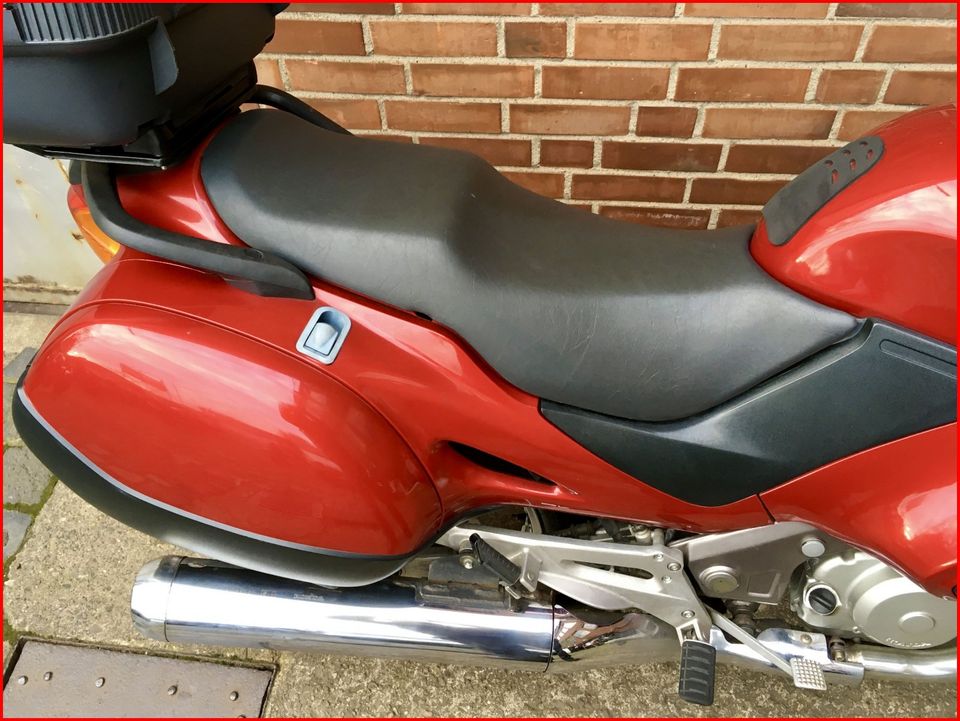 HONDA NT650V DEAUVILLE +MIT TOPCASE & VARIOSCREEN+ TÜV NEU in Köln