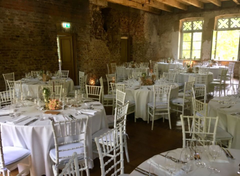 Verleih! Sitzmöbel Stuhl Barhocker Lounge Sitzsäcke Hochzeit in Leverkusen