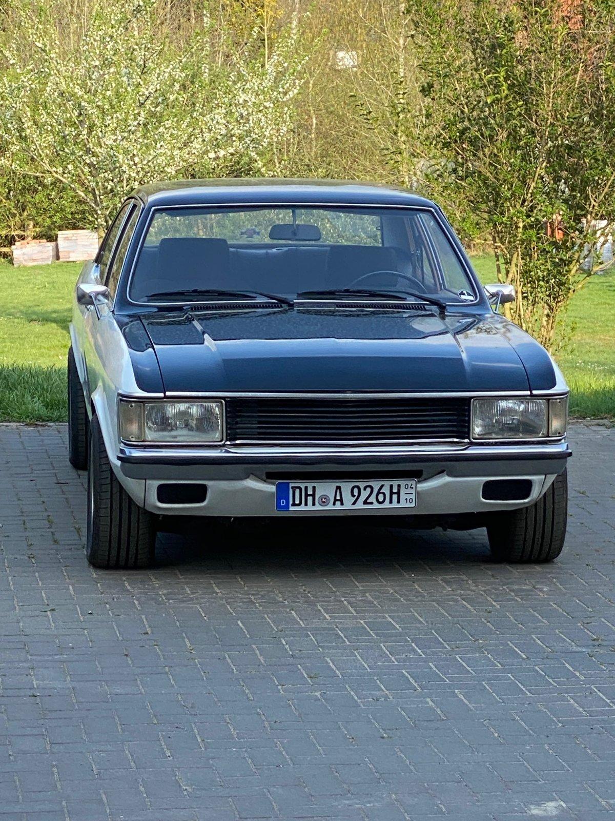 Abbildung des Autos Ford Granada &#x27;76 H-…