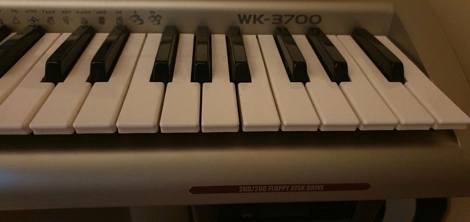 Keyboard casio wk 3700 wie neu in Zwickau