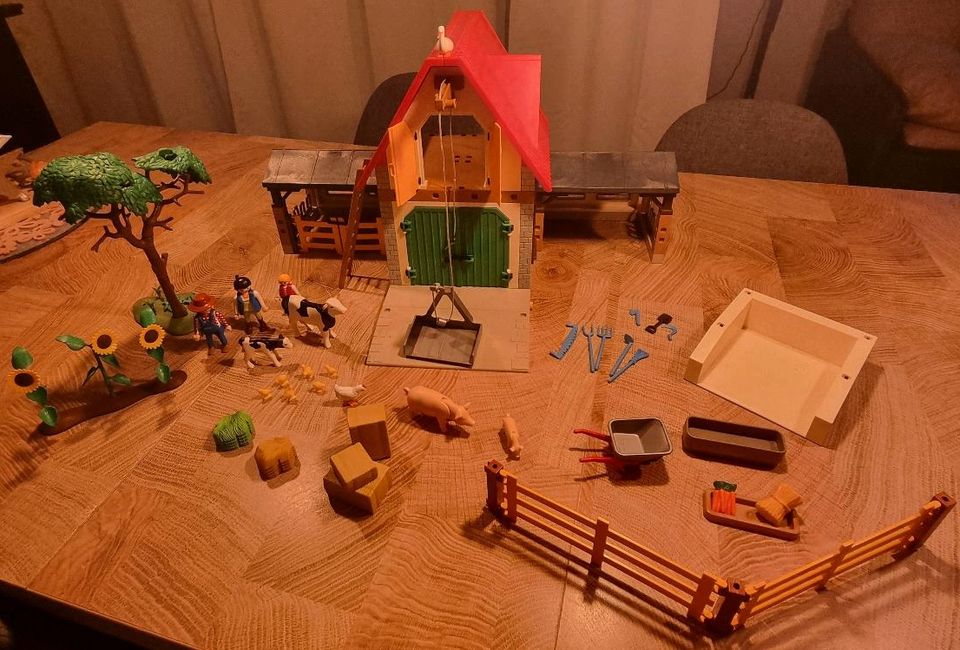 Großer Bauernhof Playmobil in Rödinghausen