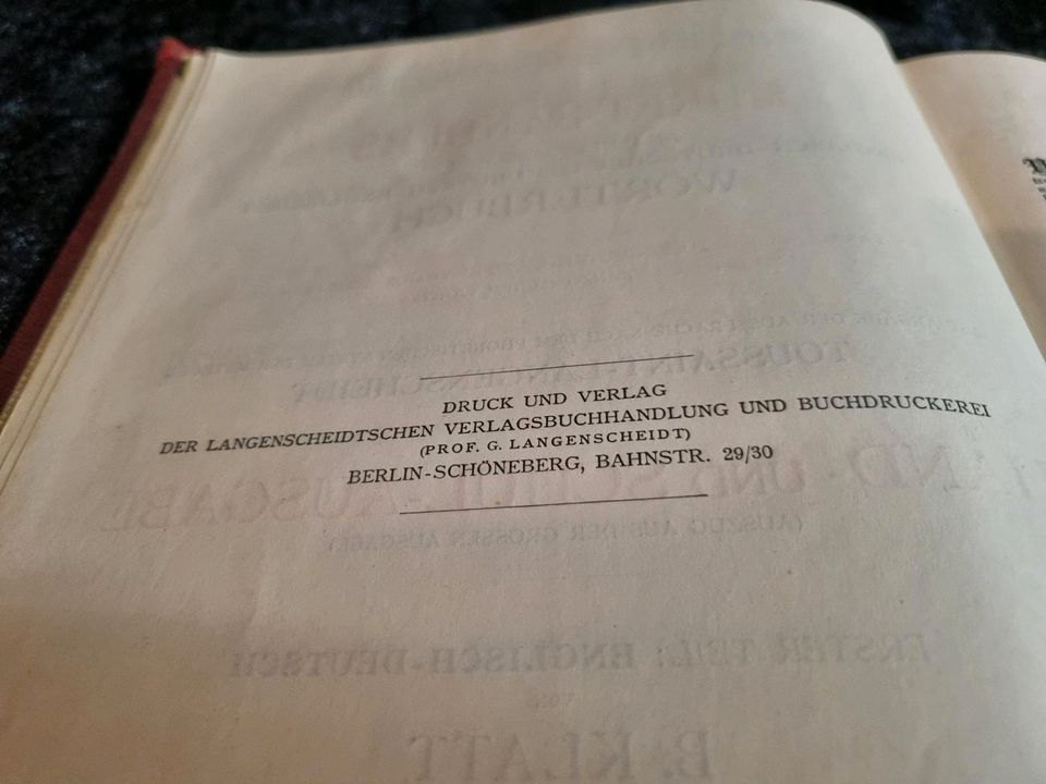 Muret Sanders encyklopädisches Wörterbuch in Berlin