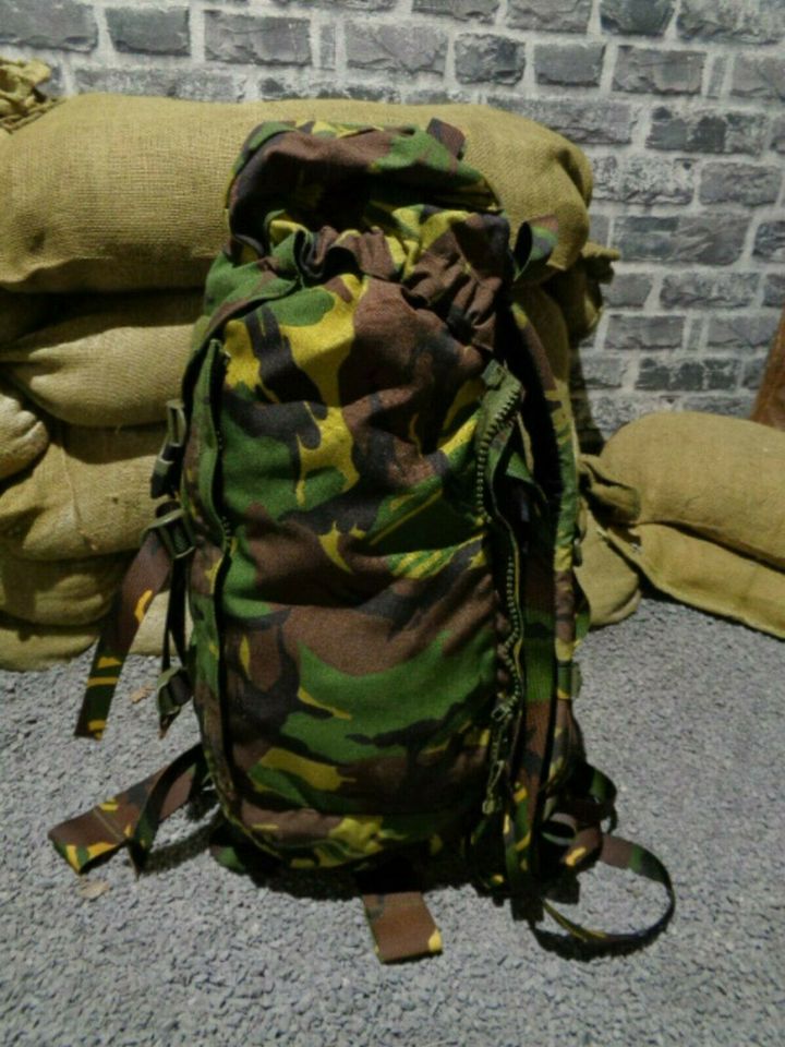 Orig. NL Armee LOWE ALPINE STRIKE Rucksack Daypack 40 L DPM gebr in Herzogenrath