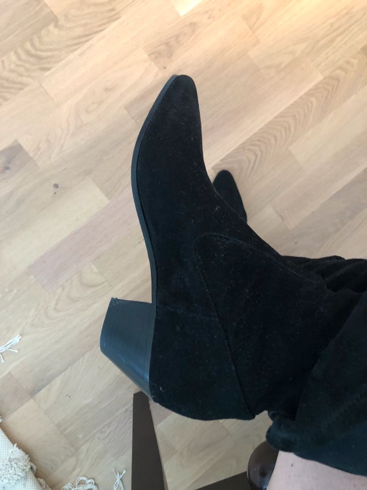 NEU Maje Overknee Stiefel in Düsseldorf