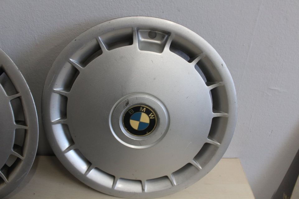 3 x Original BMW E36 E30 Radkappen 15 Zoll 36131129843 in Herford