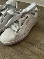 Puma Sneaker Sportschuh Gr. 37,5 UK 4,5 neuwertig Leipzig - Plagwitz Vorschau