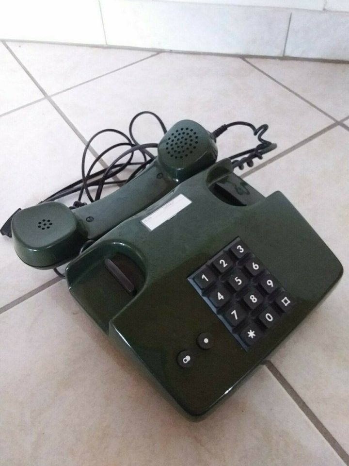 Original Post Telefon mit Tasten von 1988 grün in Pinneberg