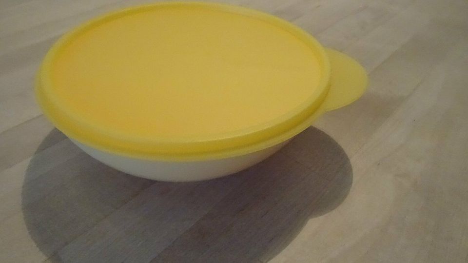 Tupperware Schüssel mit Deckel 700ml NEU in Suhl