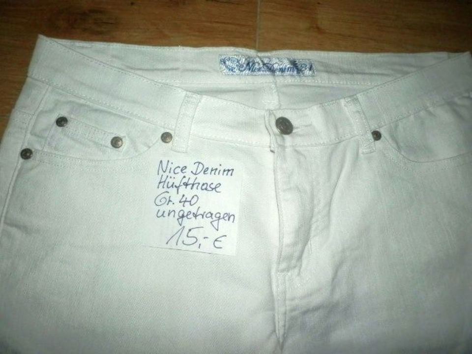 Sommerkleid Gr. 42/44, Shirts, weiße Jeans,Hose v. s.Oliver 40/42 in Berlin