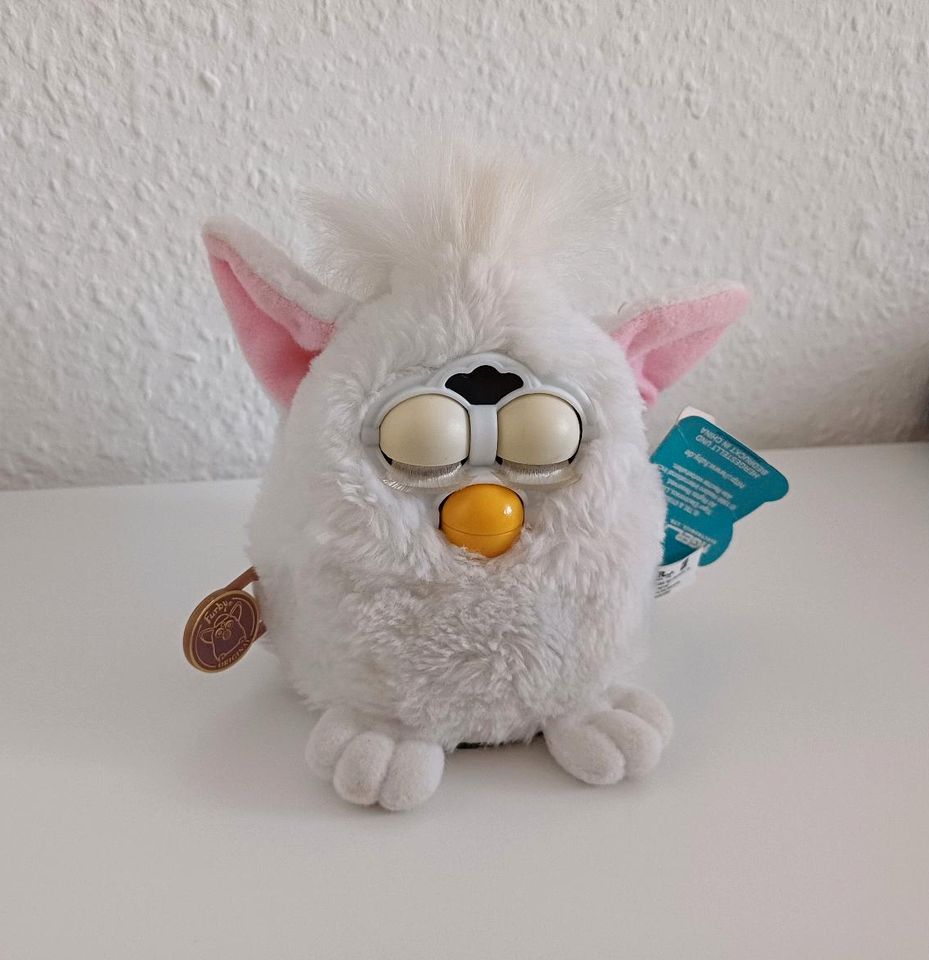 Hasbro Furby Baby 1999 Sammler in Winningen