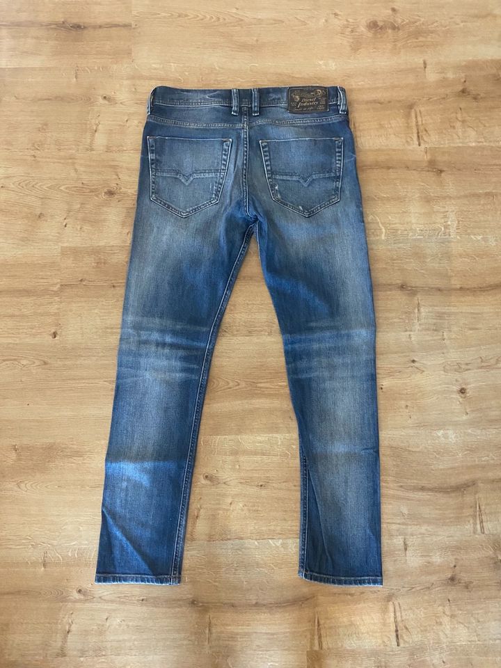 Diesel Jeans Größe 29 in blau, nahezu ungetragen in Stahnsdorf