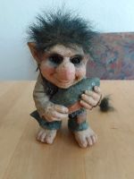 Troll Figur mit Fisch Angeln Angler 17 cm aus Schweden Berlin - Neukölln Vorschau