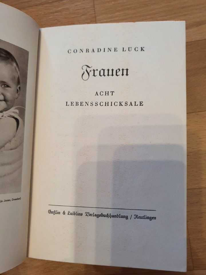Buch Conradine Lück Frauen Acht Lebensschicksale in Halle
