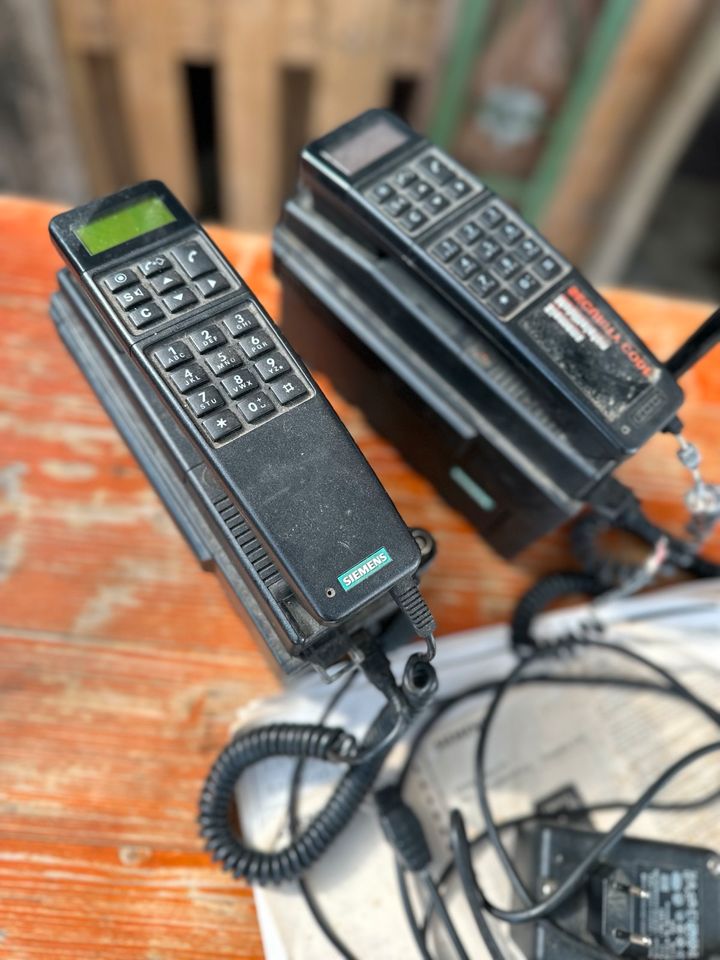 Konvolut alte Autotelefon Handys für Oldtimer und youngtimer gsm in Petershausen