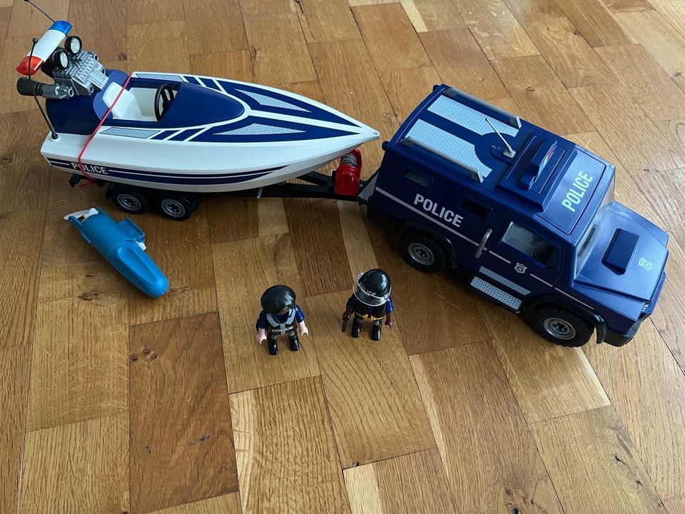 Playmobil 5187 Polizei-Truck mit Speedboot in Hamburg