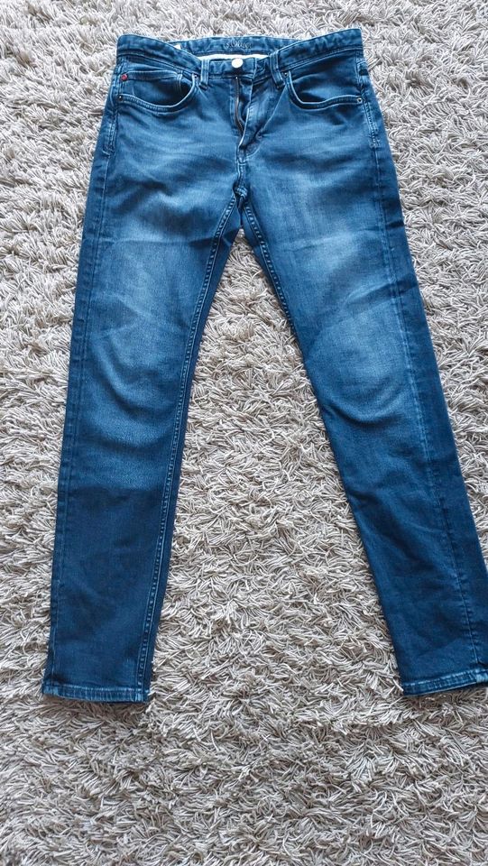 S.Oliver Jeans, Gr. W 30 L 32 in Rüsselsheim