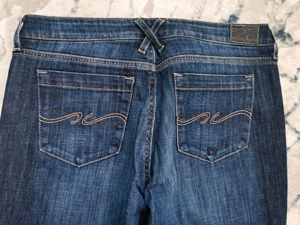 Tolle Jeans Tommy Hilfiger in Saarbrücken