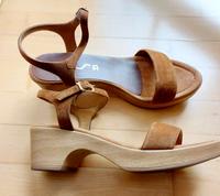 NEU Wildleder Unisa Damen Sandalen 40/41 Bayern - Friedberg Vorschau