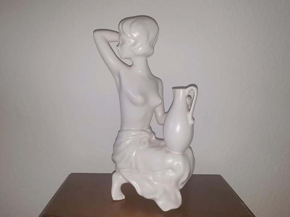 Porzellan,Figur,vintage,weiß,50er,mid century,Mädchen,Akt,Säule in Bisingen