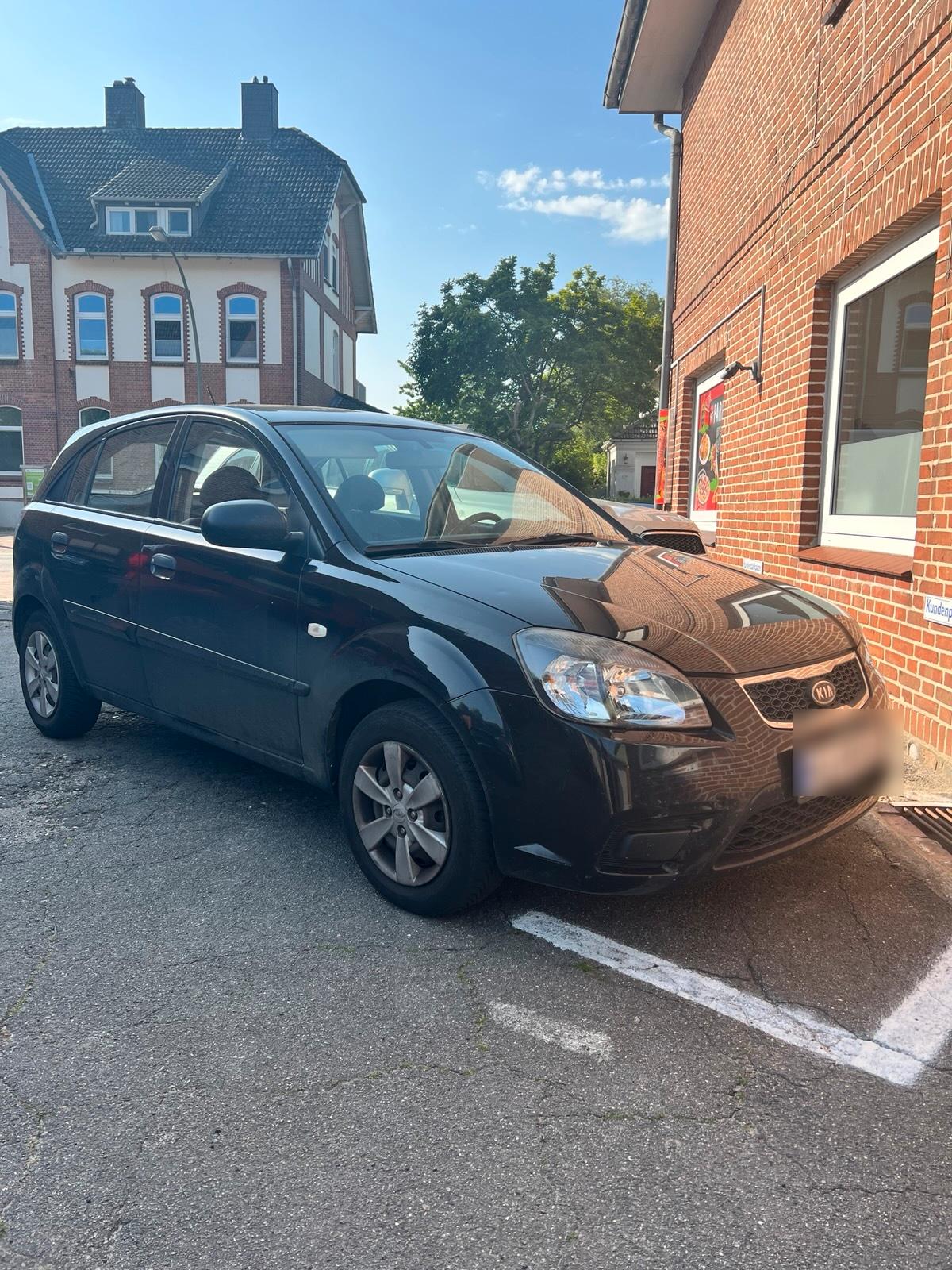 Abbildung des Autos Kia Rio 1.4 Benzin (BJ 2…