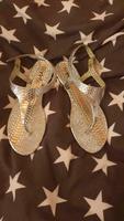 Zehensteg Sandalette silber Gr. 37 Neu !! Bayern - Dießen Vorschau