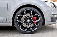 1x Leichtmetallfelge XTREME 19" BLACK - SKODA OCTAVIA 3 / 499€* Bayern - Würzburg Vorschau