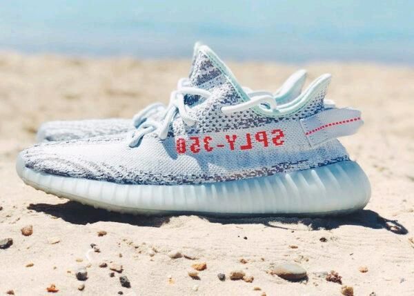 Adidas Yeezy Boost 350 V2 blue tint NEU in Baden-Württemberg - Isny im  Allgäu | eBay Kleinanzeigen ist jetzt Kleinanzeigen