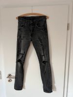 Jeans Herren dunkel grau / schwarz mit Löchern wie neu Nordrhein-Westfalen - Overath Vorschau