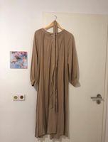 Beige Abaya / Kleid Nürnberg (Mittelfr) - Kleinreuth b Schweinau Vorschau