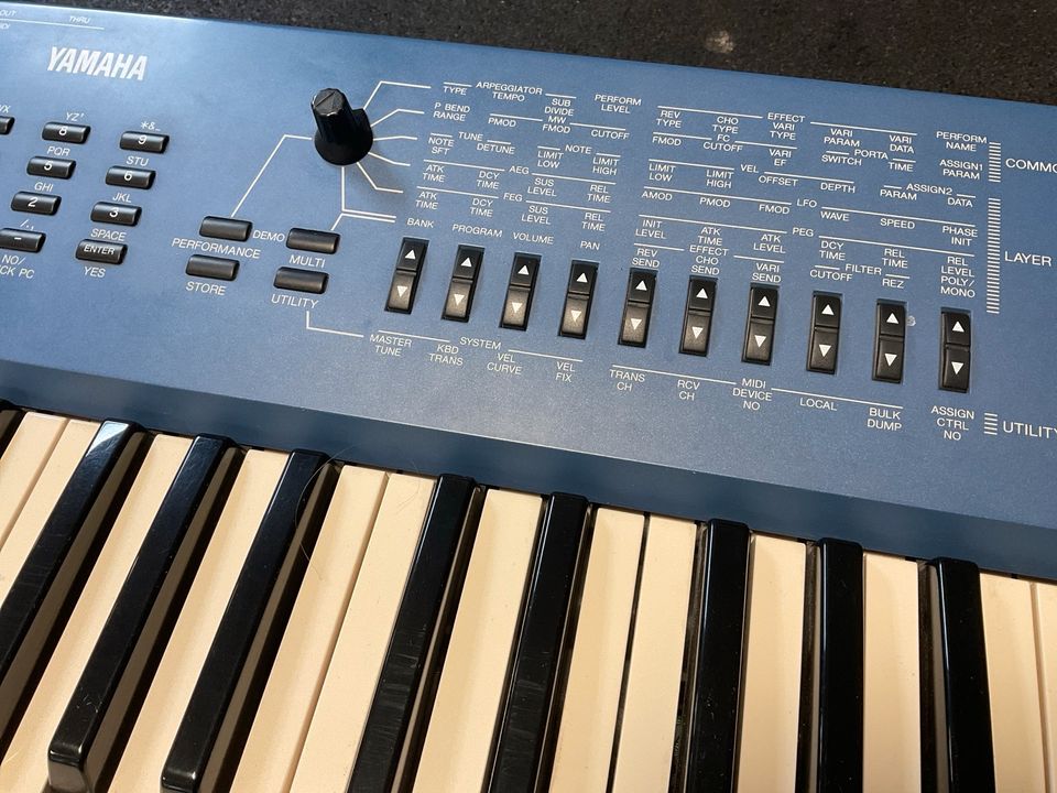 Yamaha CS1X Synthesizer in Kierspe