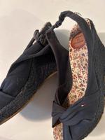 Pumps Tommy Hilfiger dunkelblau Gr. 39 Baden-Württemberg - Ulm Vorschau