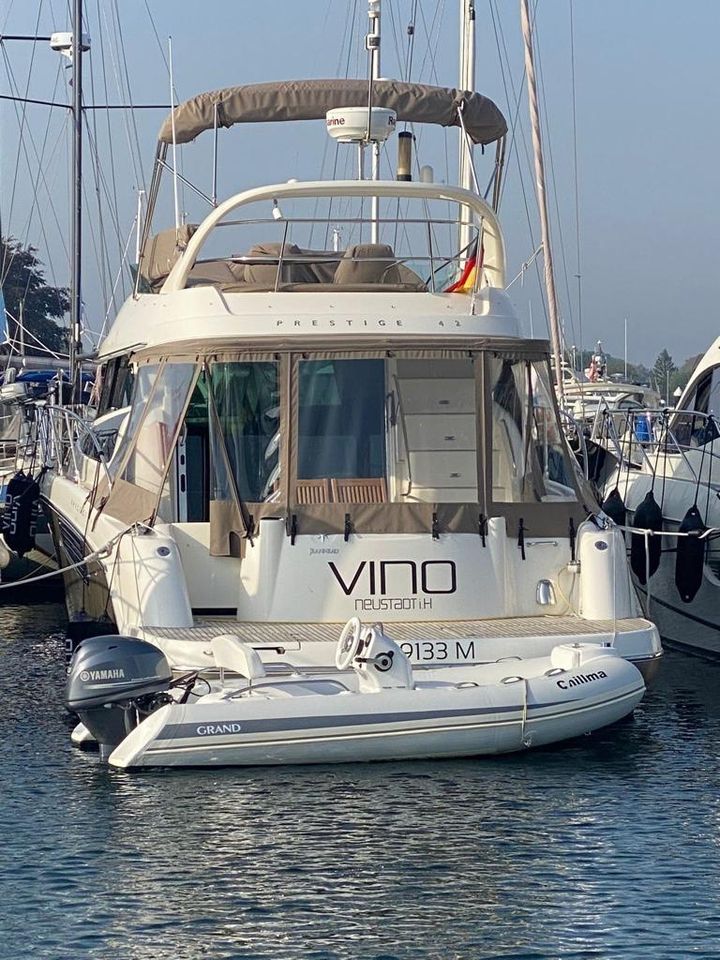 Motorboot/ Motoryacht Jeanneau Prestige 42 Fly in Neustadt in Holstein