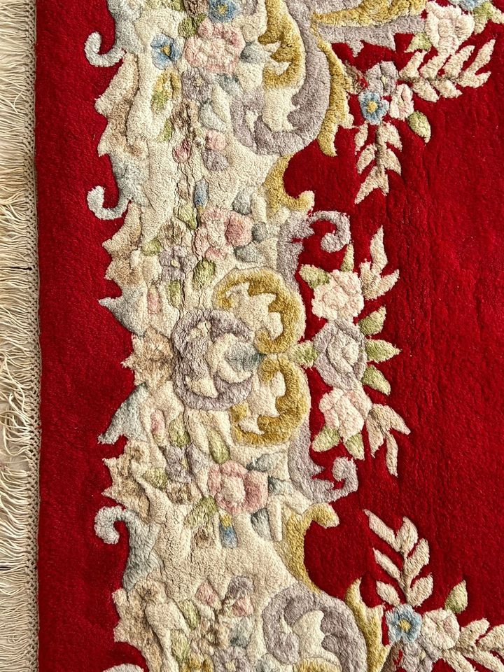 Schöner großer Teppich mit floralem Muster 200x300 cm in Saarbrücken