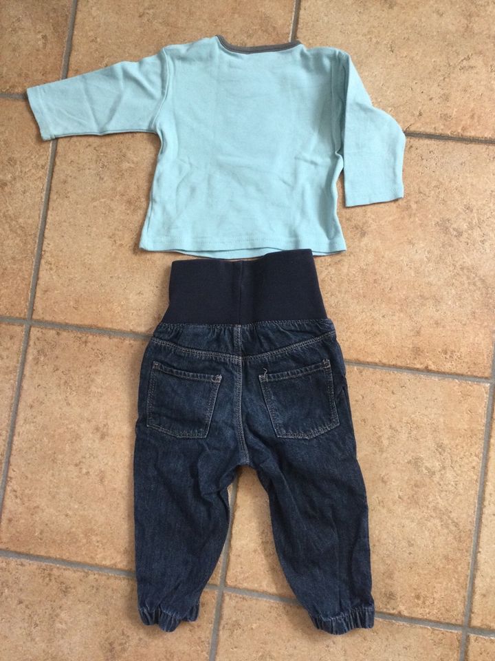 Set Jeans & Shirt, Motiv: Pinguin, Gr. 74/80 (H&M, B) in Oranienburg
