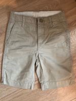 Tolle kurze Hose von GAP, Shorts, kurze Chino, Bermuda in 116 Niedersachsen - Lüneburg Vorschau