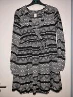 VILA Langarm Kleid schwarz weiß Muster Gr. S 36 Niedersachsen - Wilhelmshaven Vorschau