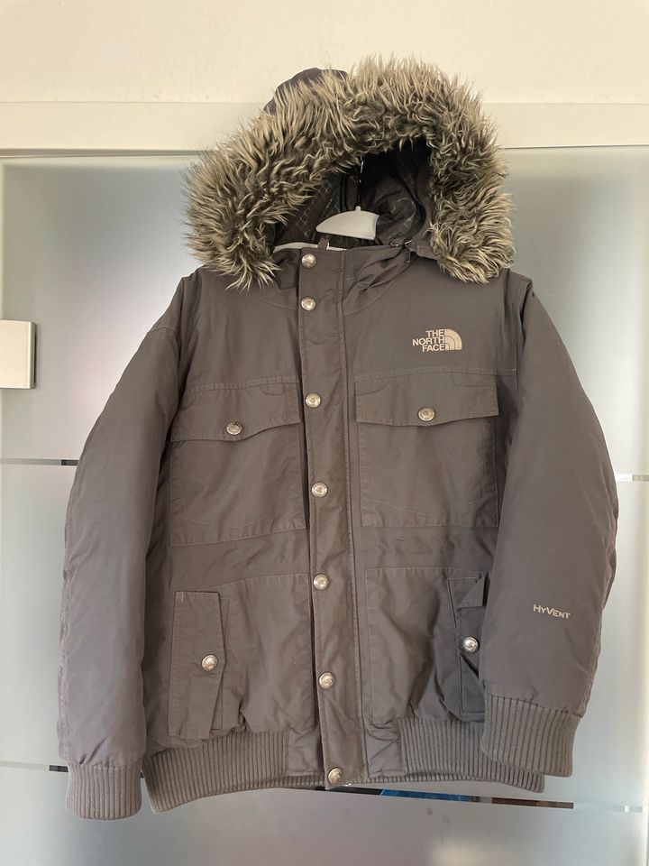 The North Face Gotham Boys Daunenjacke Winterjacke 14/16 164/170 in Bad Doberan