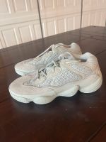 YEEZY 500 Salt EE7287 EU 42 2/3 US 9 München - Altstadt-Lehel Vorschau