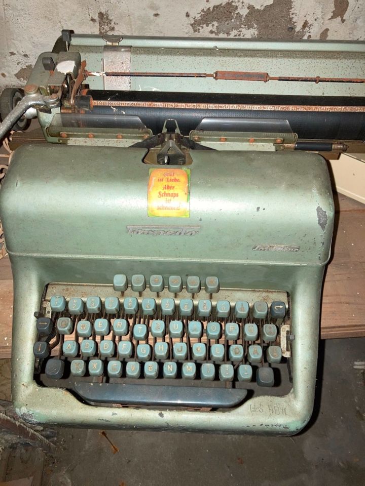 Schreibmaschine zu verkaufen in Aschaffenburg