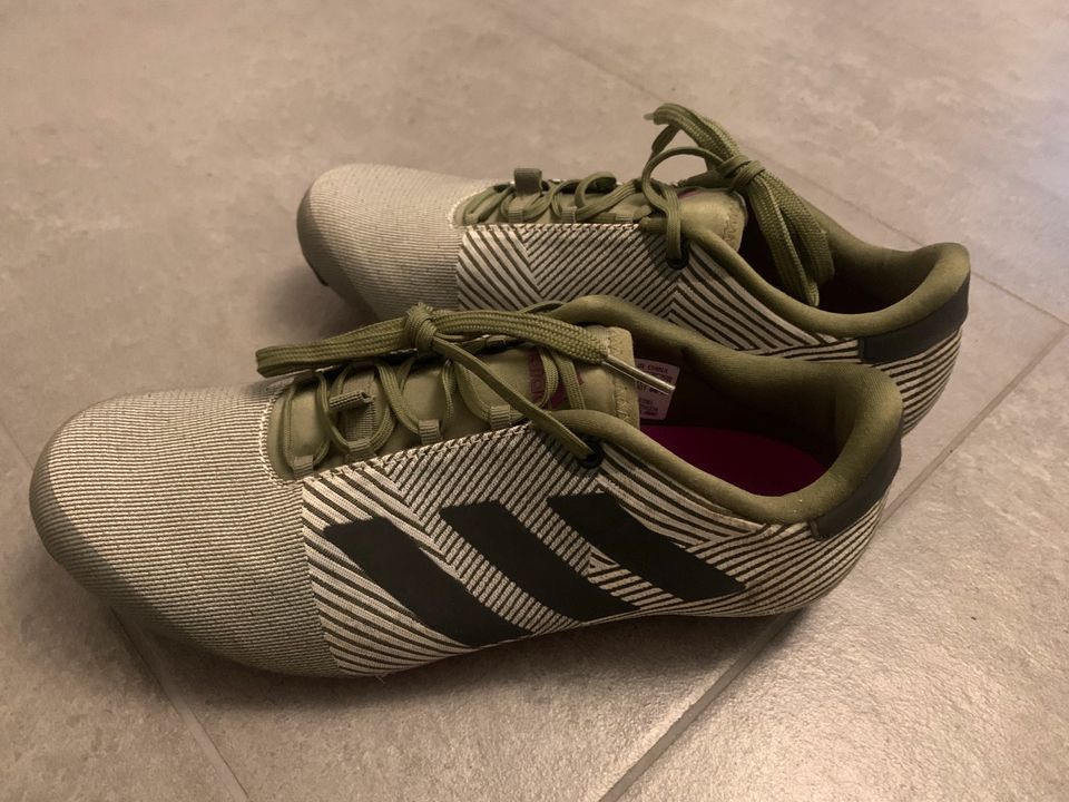 Adidas The Road Rennradschuhe, Fahrradschuhe Gr.40 2/3 olivegrün in  Brandenburg - Werder (Havel) | eBay Kleinanzeigen ist jetzt Kleinanzeigen