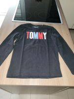 Tommy Hilfiger LA-Shirt schwarz Größe 128 Top Baden-Württemberg - Mühlacker Vorschau