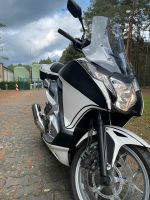 Honda NC700D Integra Motorroller, Weiß, Pinstripes Brandenburg - Zossen-Lindenbrück Vorschau