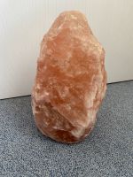 33 cm großer  Salzstein (auch als Salzsteinlampe nutzbar) Rheinland-Pfalz - Lahnstein Vorschau