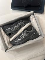 Dior B30 Countdown Sneaker Gr.44 hellgrau mit Glanzfinish in grau Duisburg - Rheinhausen Vorschau