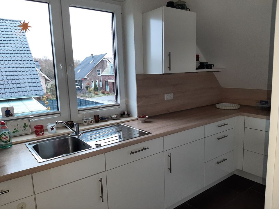 MFH 4 Wohnungen 303qm NJKM 30k 8€ /qm Provisionsfrei vom Eigner in Papenburg
