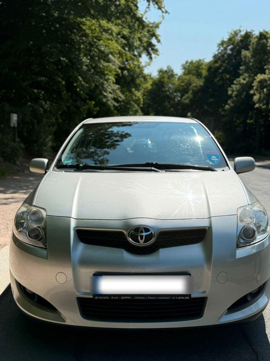 Abbildung des Autos Toyota Auris 1.6-l-Dual-…