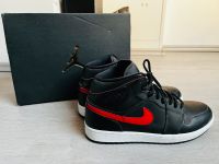 Nike Air Jordan 1 Mid Black/Team Red Gr. 43 Neuwertig Nordrhein-Westfalen - Velbert Vorschau