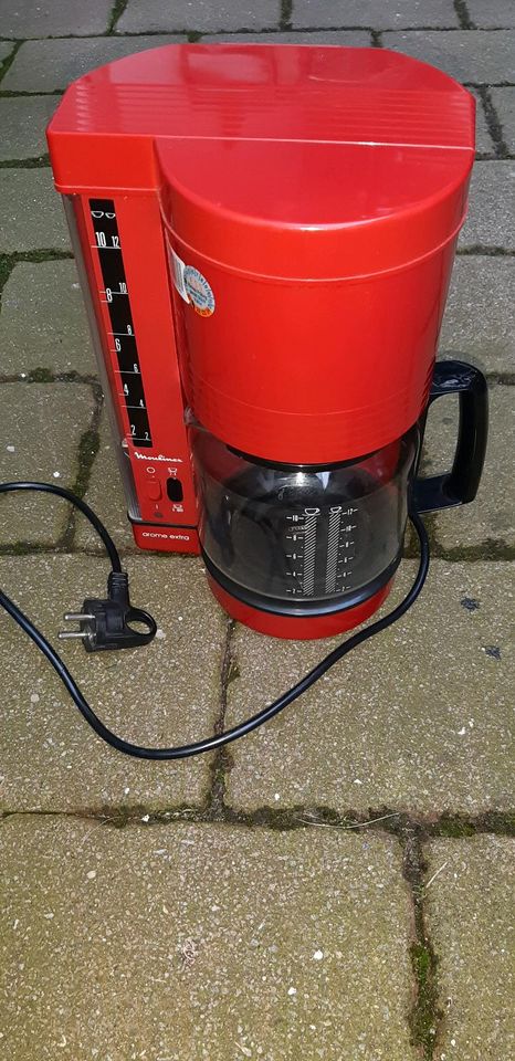 Rote Kaffeemaschine Moulinex (Arome Extra) an mit Dauerfilter in Celle